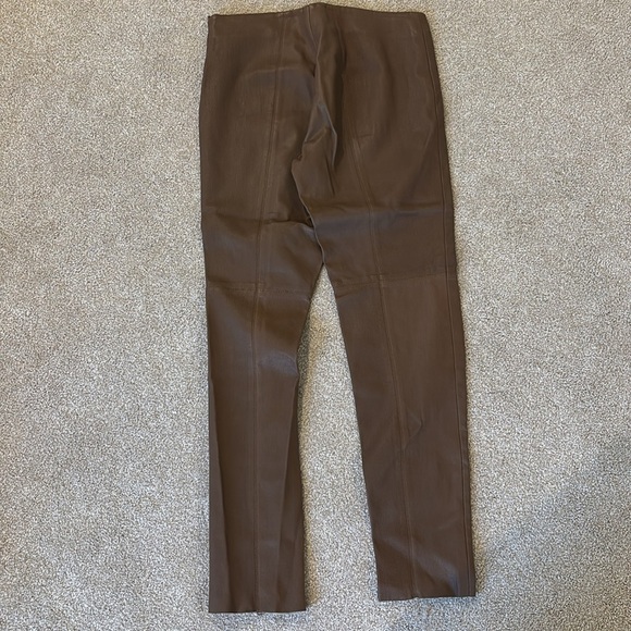 Gorgeous AKRIS leather pants/leggings size 8 - Picture 7 of 9